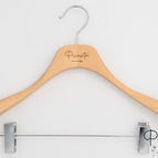 PCL05c (Faia · Natural · 44.5cm · 4.5cm · Pregadeira Prateada · Entalhe para Ombros)