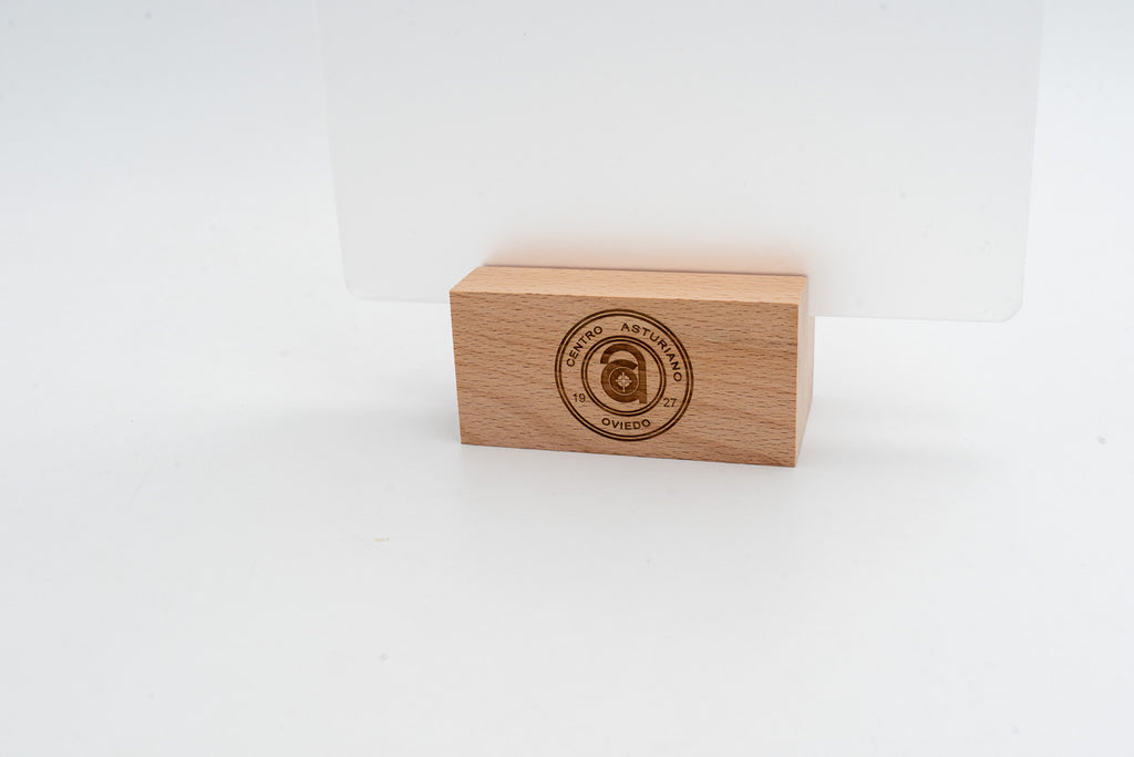 Suporte para Cartaz de Eventos