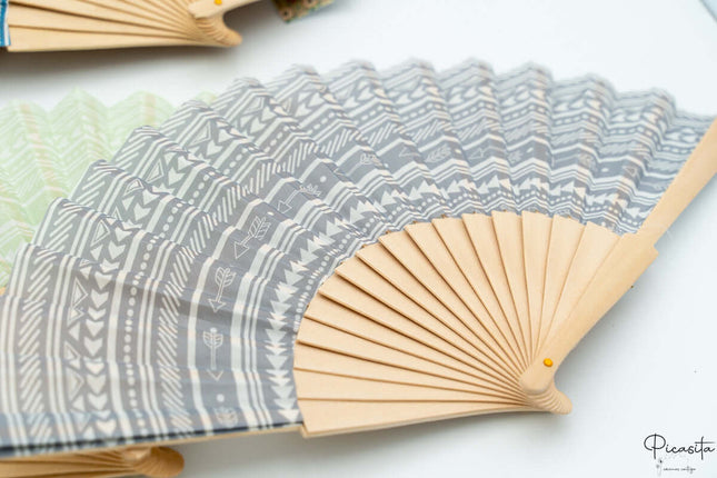 Abanicos de Madera y Tela Estampados Personalizados