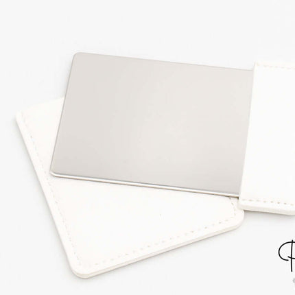 Espejo Rectangular de Acero y Cuero PU