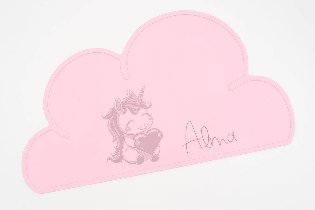 Individual em nuvem rosa com o nome Alma e um unicórnio