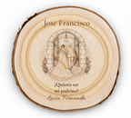 Simulação de placa para padrinho de casamento, gravada a laser em paulownia, cena Entrada na igreja, Jose Francisco e Luisa Fernanda, figuras de costas sem rostos.