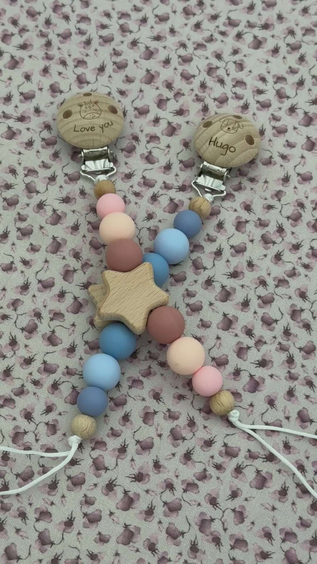 Chupetero Personalizado com Nome em Madeira e Silicone