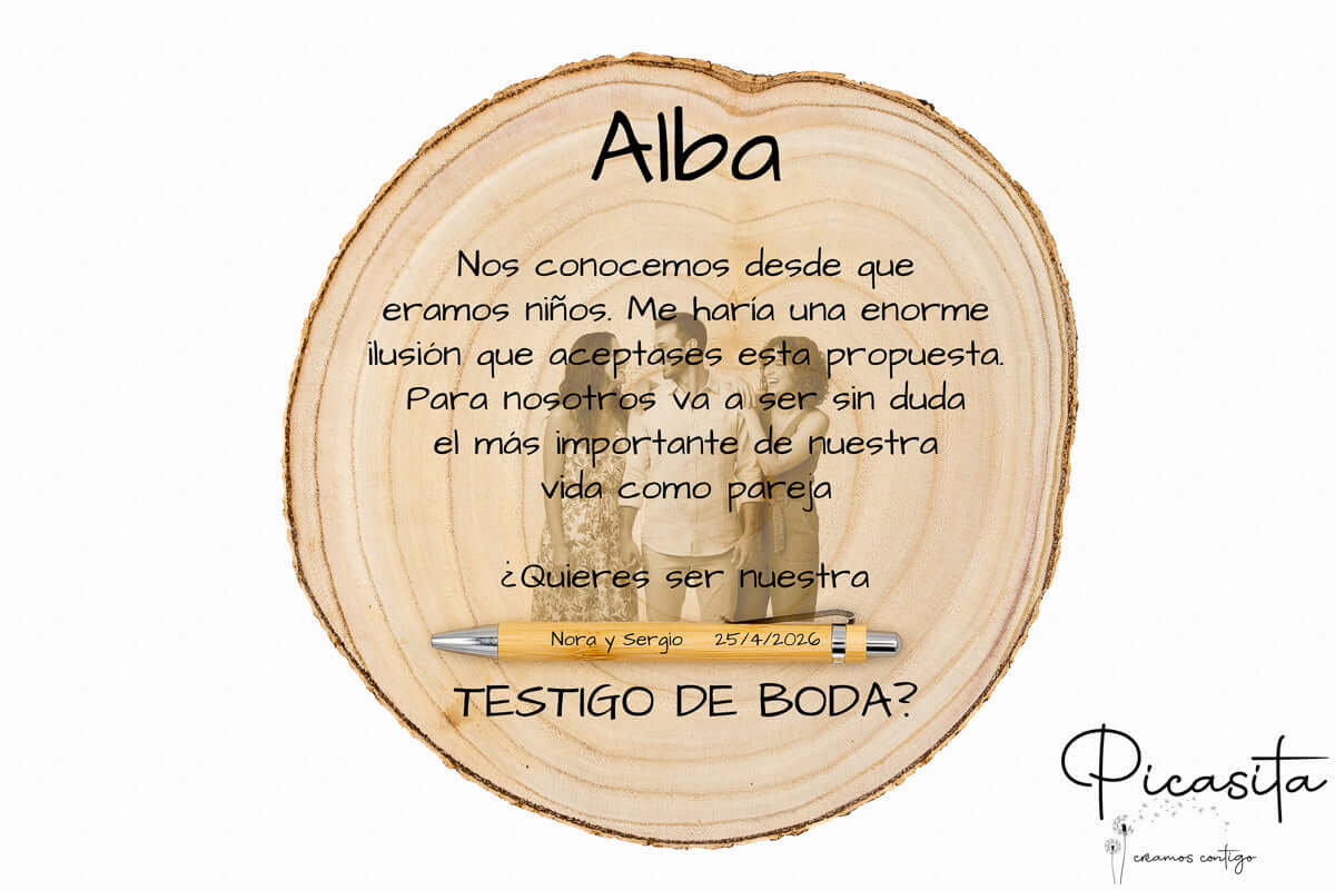 Rodaja de tronco de fresno con fotografía grabada y bolígrafo para Alba.