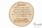 Imagem de uma placa de madeira personalizada para testemunha de casamento.